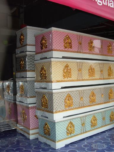 โลงไม้บุผ้า2ชั้นอย่างดี
