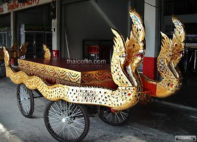 ราชรถ รุ่นใหม่ พญานาคสามเศียร1คู่