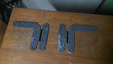 Brass hinge Item Code V018MP size plate 31 mm.long 170 mm. wide 130 mm.