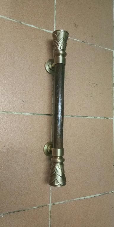 ฺBrass Door Handle with wood Item Code AC.061X size long 600 mm. head 54 mm. wood 32 mm.